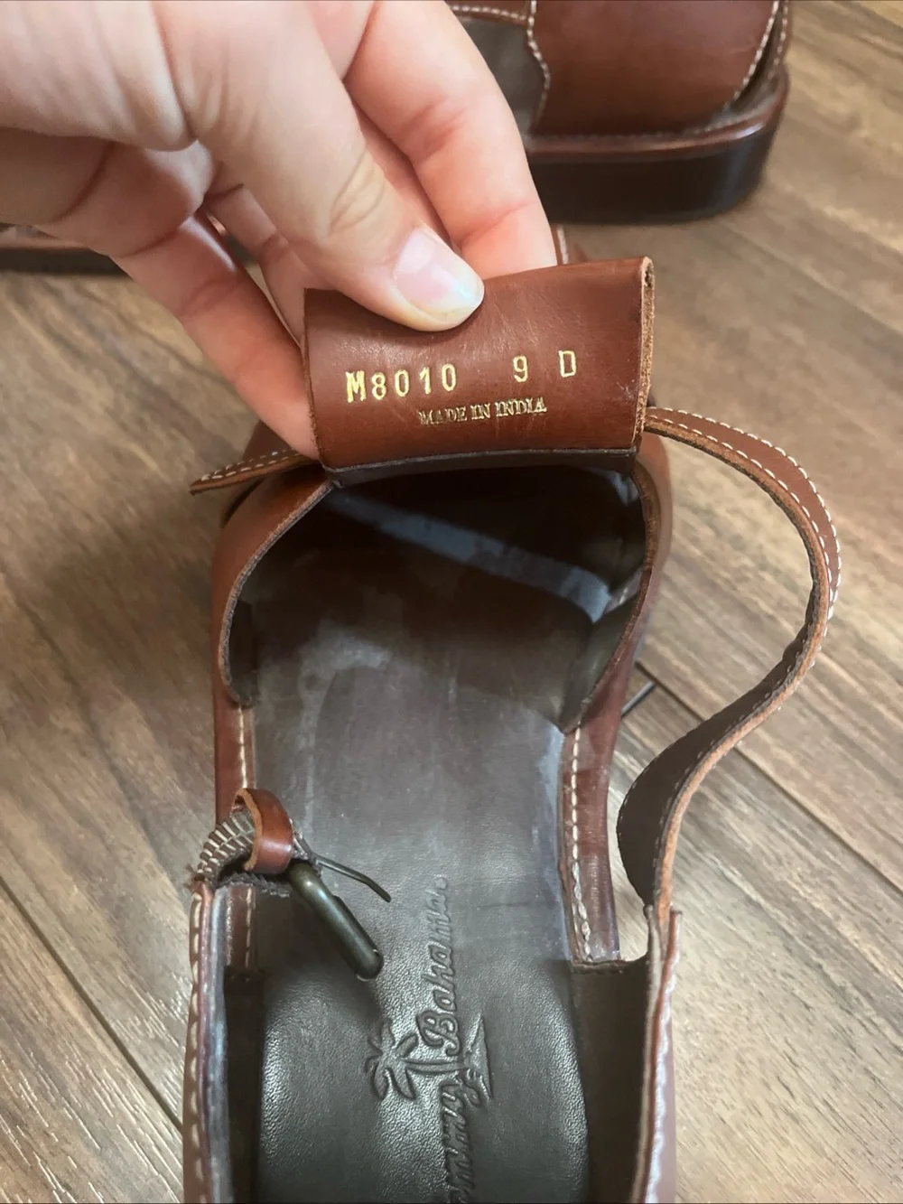 Tommy Bahama genuine leather
